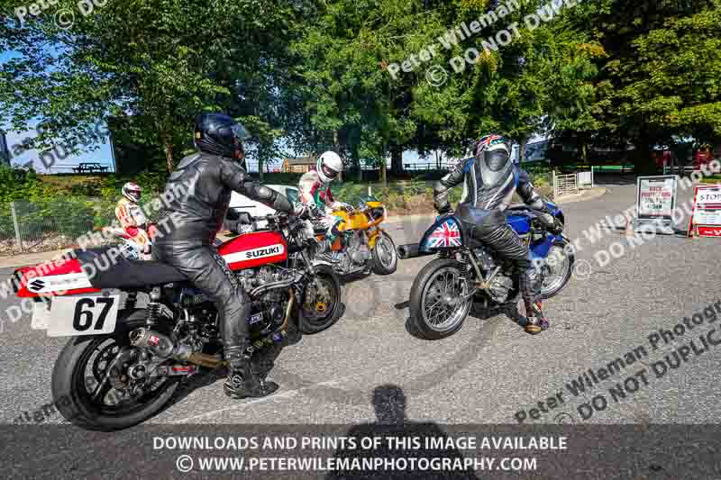 cadwell no limits trackday;cadwell park;cadwell park photographs;cadwell trackday photographs;enduro digital images;event digital images;eventdigitalimages;no limits trackdays;peter wileman photography;racing digital images;trackday digital images;trackday photos